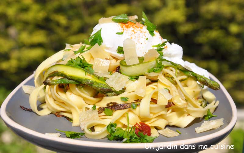 tagliatelles aux asperges vertes rôties