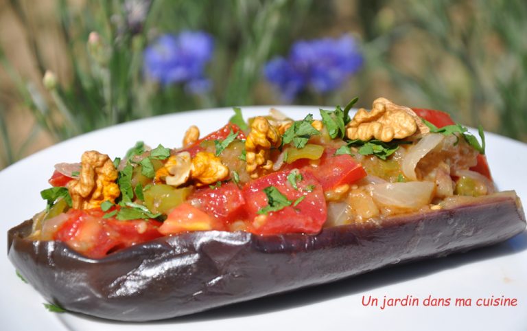 aubergines farcies aux noix