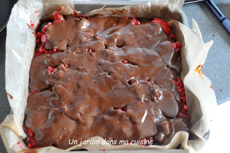 gâteau chocolat cœur framboises