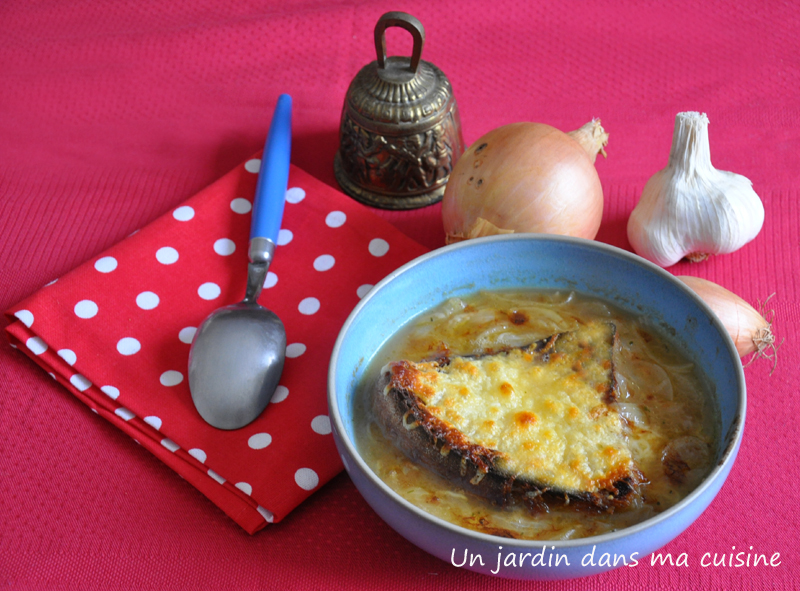 soupe à l'oignon 