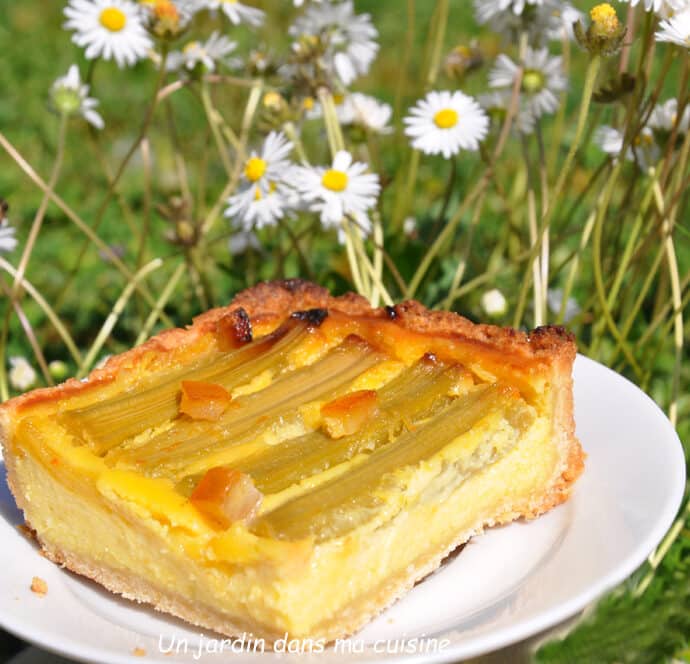 Tarte crème amandes rhubarbe caramélisée