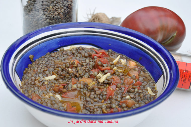 lentilles sauce ail tomate