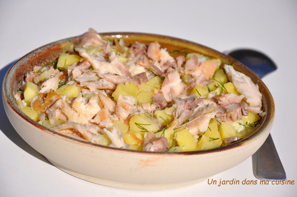 salade de pommes de terre maquereaux fumés