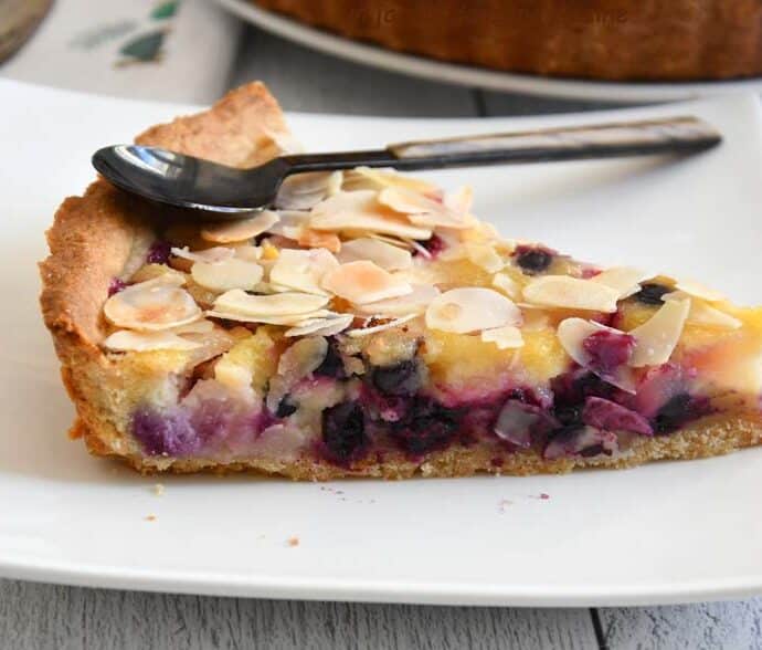 Tarte amandine poires cassis