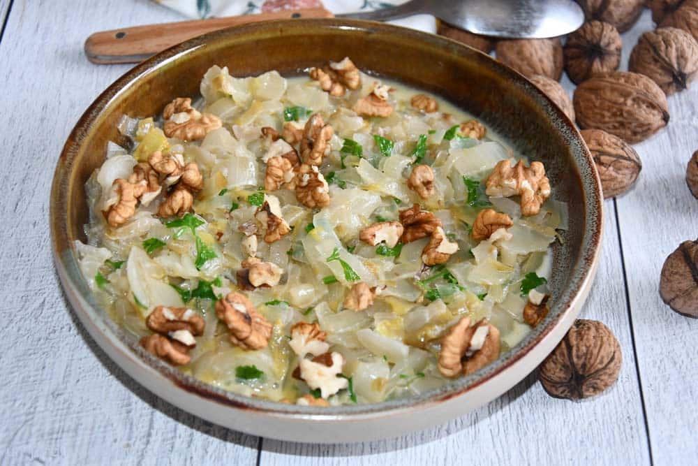 poêlée de chicons aux noix 